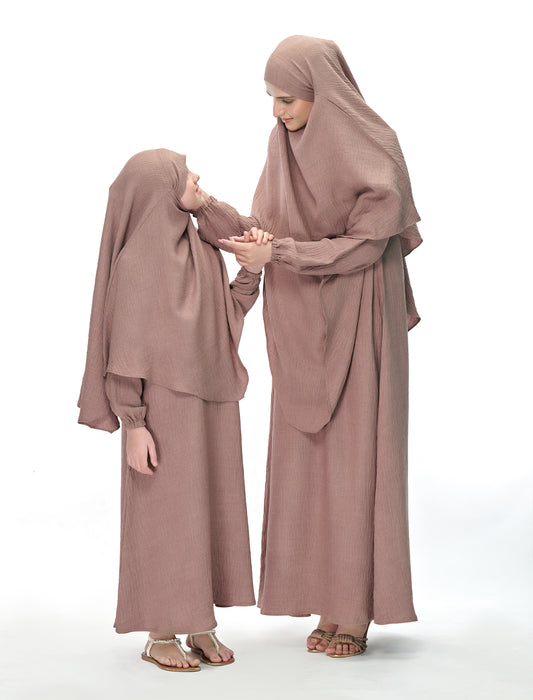 KHIMAR ABAYA SET– LIGHT TAUPE (MOMMY)