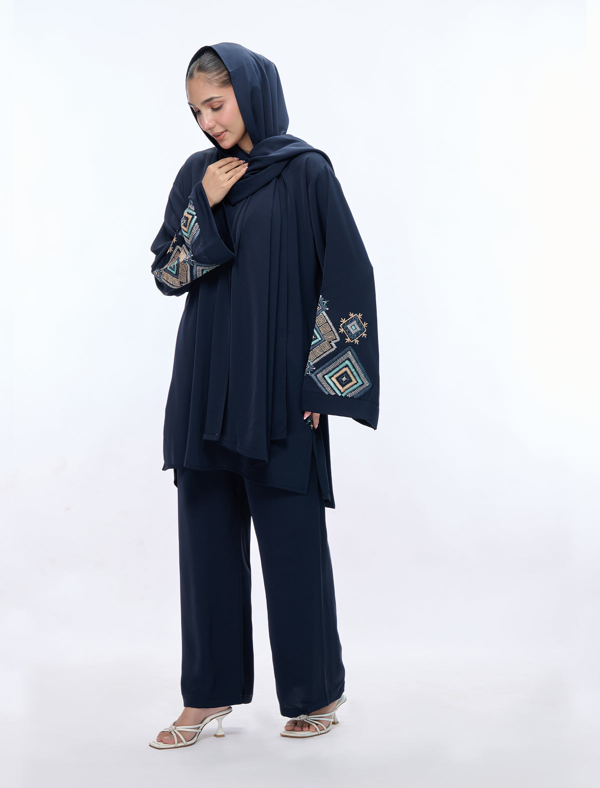 EMBROIDERED CO-ORD SET– NAVY BLUE