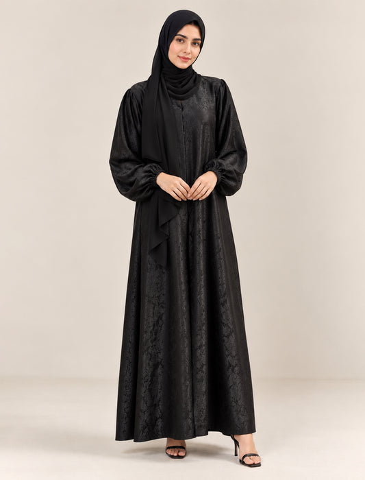 Zayna Abaya
