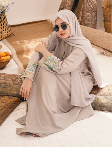 MUNTAZAH EMBELLISHED ABAYA- CREAM WHITE
