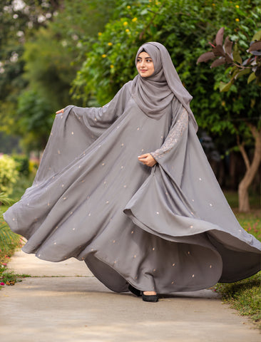 MUZNAH BUTTERFLY ABAYA