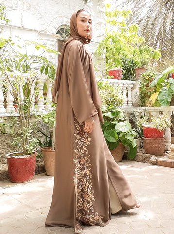 Hanouf Embellished Abaya