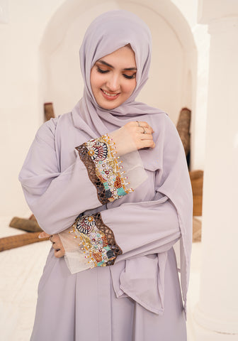 NASMAH EMBELLISHED ABAYA- LIGHT LILAC