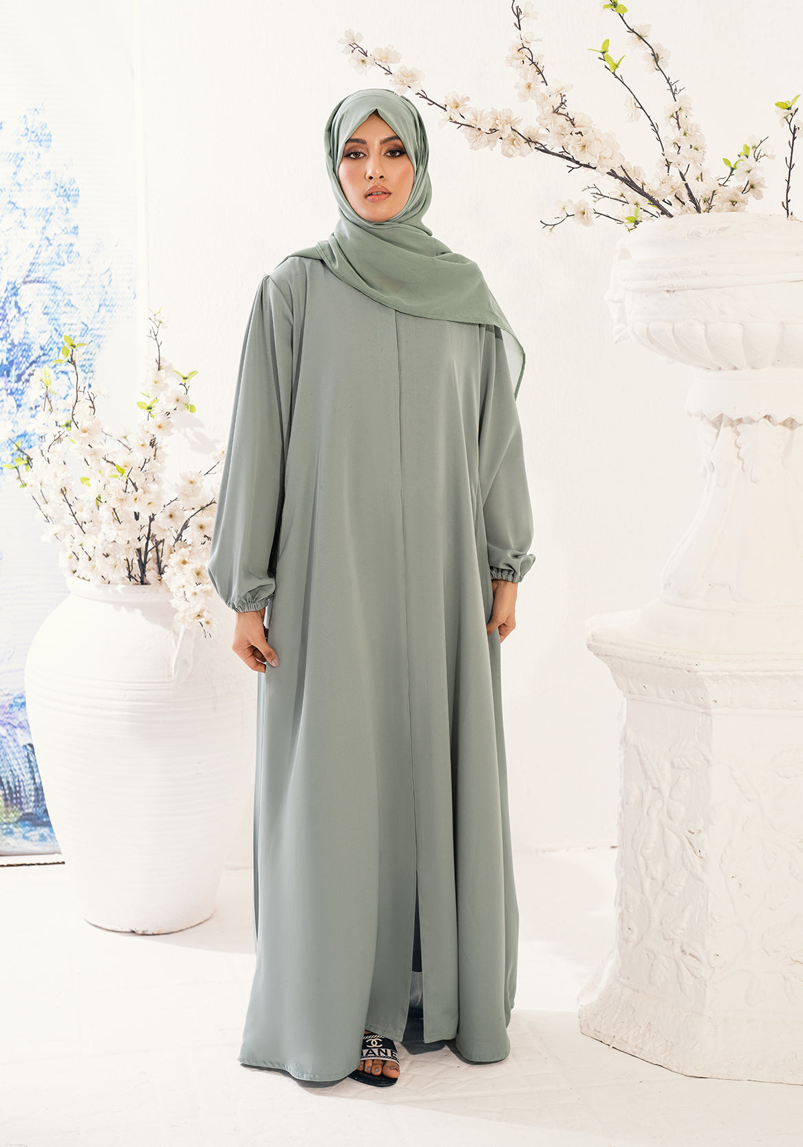 RAIHAN FRONT OPEN ABAYA- LIGHT GREEN