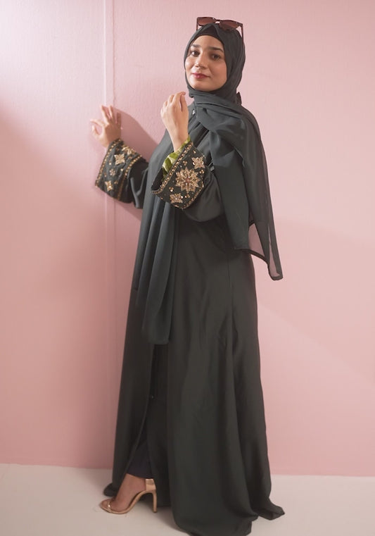 ALYAZYA EMBELLISHED ABAYA